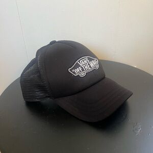 Vans off the wall Black Trucker Hat